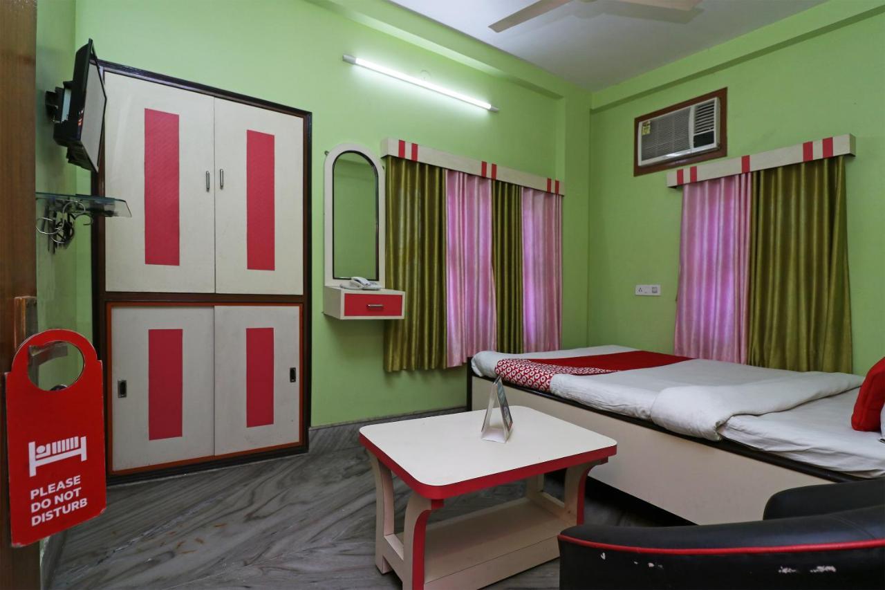 Oyo 12803 Moon Light Hotel Calcutta Eksteriør billede