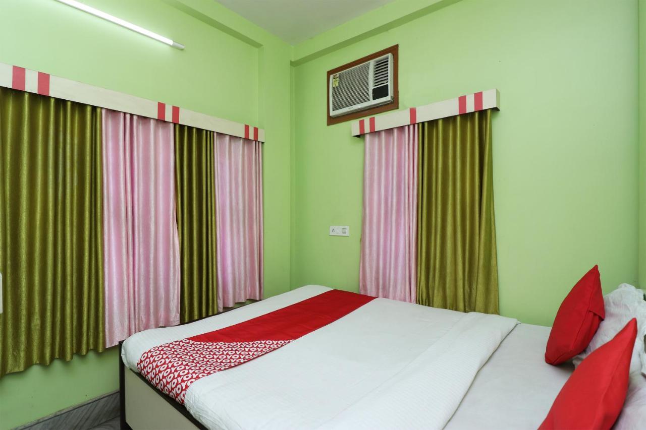 Oyo 12803 Moon Light Hotel Calcutta Eksteriør billede