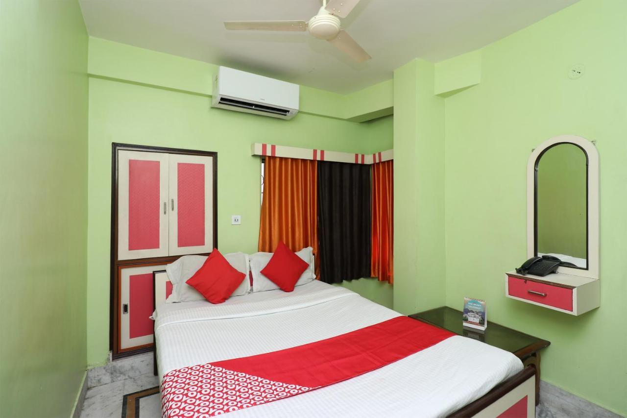 Oyo 12803 Moon Light Hotel Calcutta Eksteriør billede