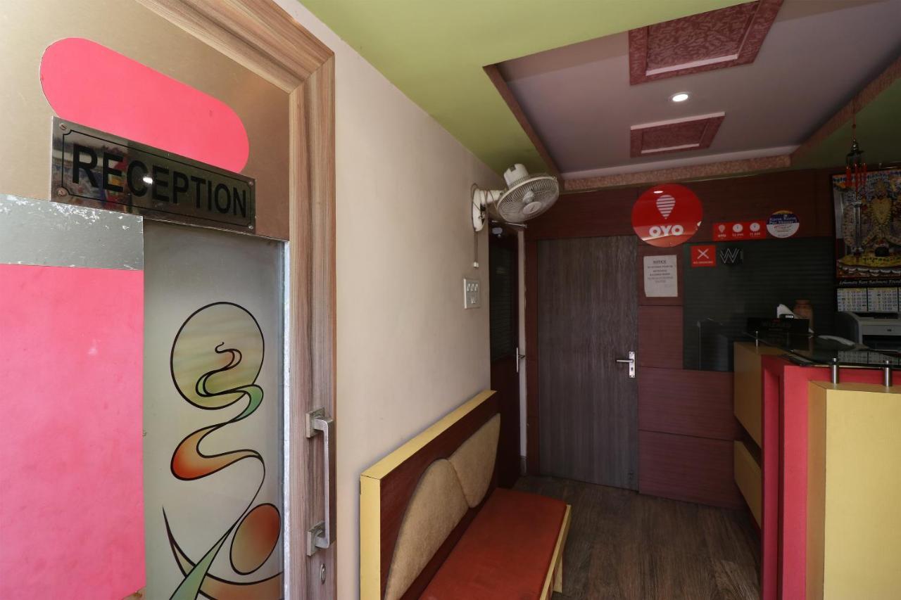 Oyo 12803 Moon Light Hotel Calcutta Eksteriør billede